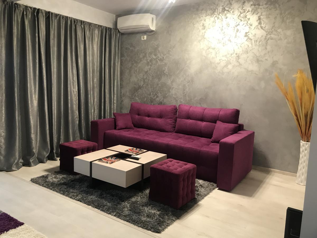 London Apartment Năvodari Екстериор снимка